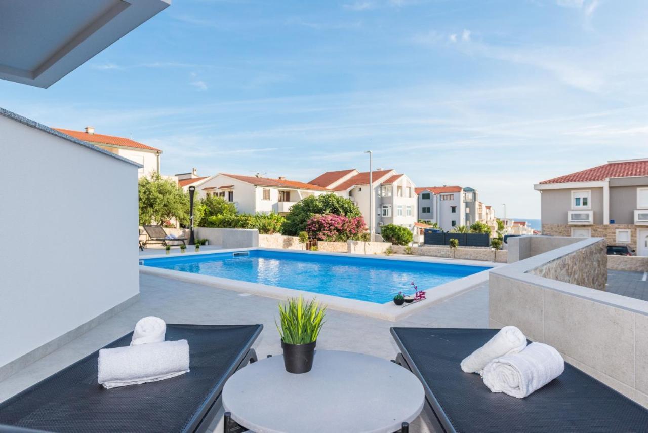 Pool Apartments Banta B Novalja Zewnętrze zdjęcie